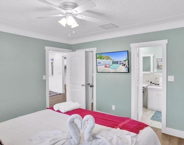 42 Sw 12th Street - Photo Thumbnail 27