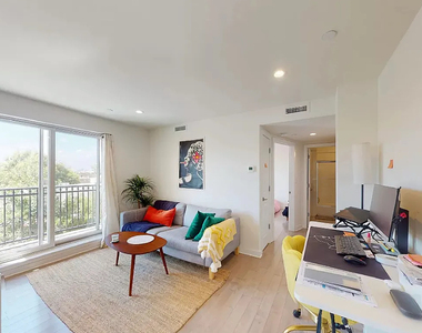 3054 38th Street - Photo Thumbnail 4