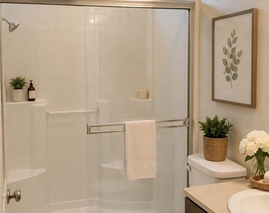 323 N Edenfield Avenue - Photo Thumbnail 5