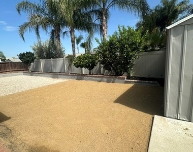 26286 Topanga - Photo Thumbnail 24