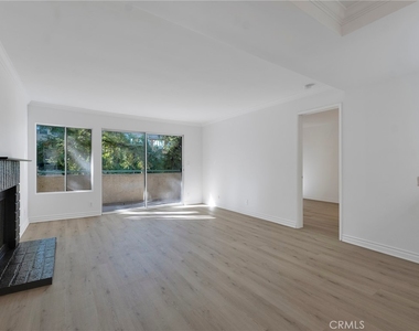 7800 Topanga Canyon Boulevard - Photo Thumbnail 6