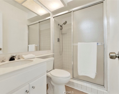 7800 Topanga Canyon Boulevard - Photo Thumbnail 25