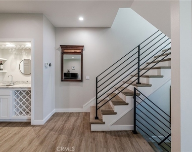 1219 S Catalina - Photo Thumbnail 18