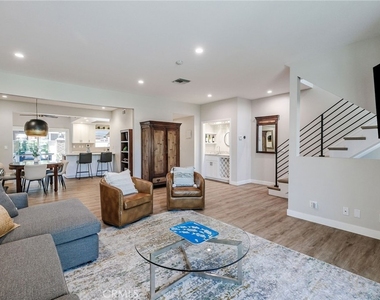 1219 S Catalina - Photo Thumbnail 2