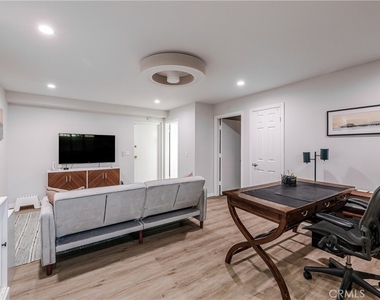 1219 S Catalina - Photo Thumbnail 43