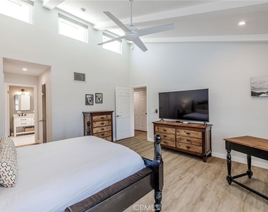 1219 S Catalina - Photo Thumbnail 27