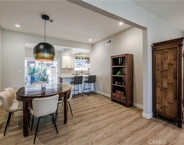 1219 S Catalina - Photo Thumbnail 3
