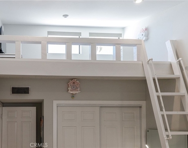 1219 S Catalina - Photo Thumbnail 38