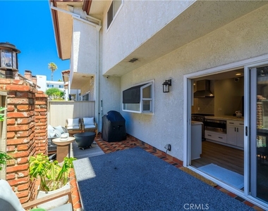 1219 S Catalina - Photo Thumbnail 9