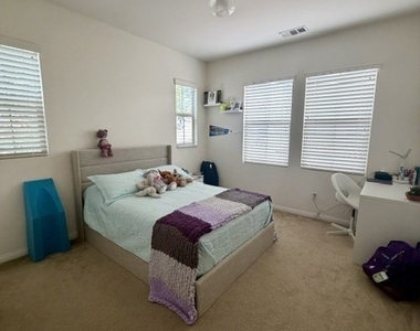 428 Campestre Lane - Photo Thumbnail 14