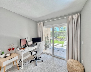 2134 N Pami Circle - Photo Thumbnail 14