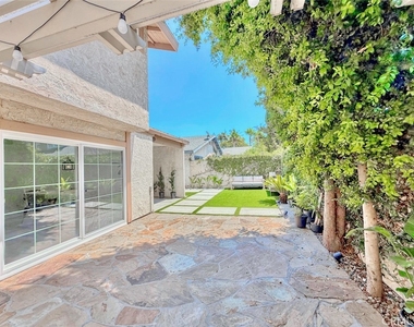 2134 N Pami Circle - Photo Thumbnail 31