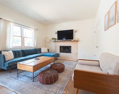 3718 S Parker Street - Photo Thumbnail 12