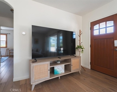 3718 S Parker Street - Photo Thumbnail 2