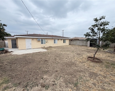 12660 Yorba - Photo Thumbnail 13