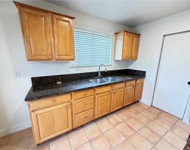 12660 Yorba - Photo Thumbnail 6