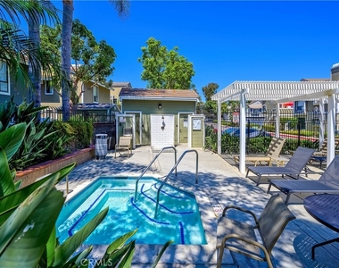25 Clover Lane - Photo Thumbnail 24