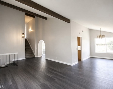9168 Nadine River Circle - Photo Thumbnail 6
