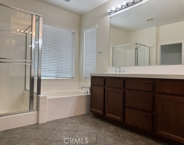 1133 Shady Creek Drive - Photo Thumbnail 18