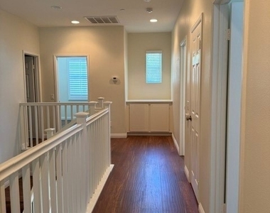 1133 Shady Creek Drive - Photo Thumbnail 12
