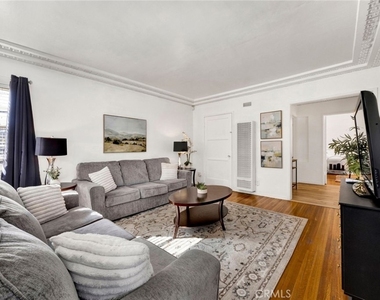 4343 Laurel Canyon Boulevard - Photo Thumbnail 1
