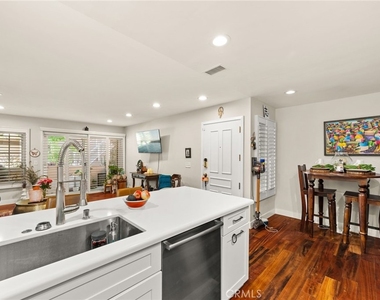 3860 Amberly - Photo Thumbnail 8