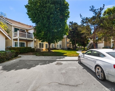 3860 Amberly - Photo Thumbnail 22