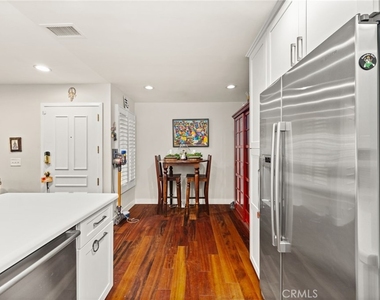 3860 Amberly - Photo Thumbnail 9