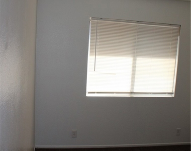 12426 Red Wing Road - Photo Thumbnail 16