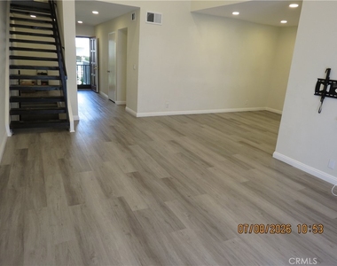 203 Ridge Terrace - Photo Thumbnail 5