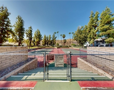 5205 E Waverly Drive - Photo Thumbnail 19