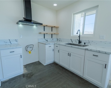 61638 La Jolla - Photo Thumbnail 4
