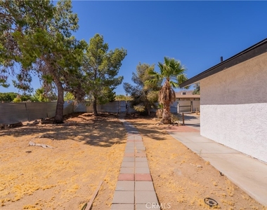 61638 La Jolla - Photo Thumbnail 15