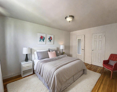 67-41 Burns Street - Photo Thumbnail 4