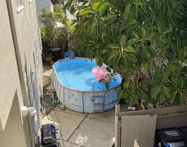 725 S Lorraine Boulevard - Photo Thumbnail 8