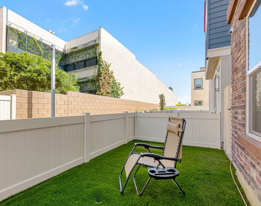 768 Daniel Freeman Circle - Photo Thumbnail 1