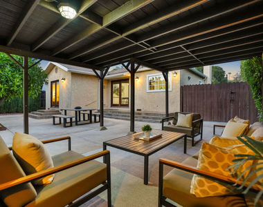 5539 Buffalo Avenue - Photo Thumbnail 33