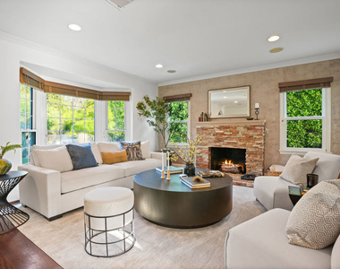 5539 Buffalo Avenue - Photo Thumbnail 5