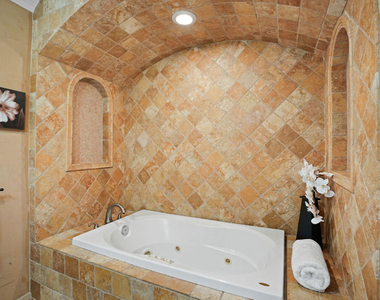 5539 Buffalo Avenue - Photo Thumbnail 19
