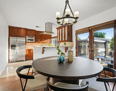 5539 Buffalo Avenue - Photo Thumbnail 10