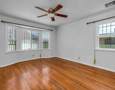 3439 W 84th Place - Photo Thumbnail 16