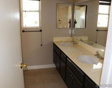 9312 Galvin - Photo Thumbnail 17
