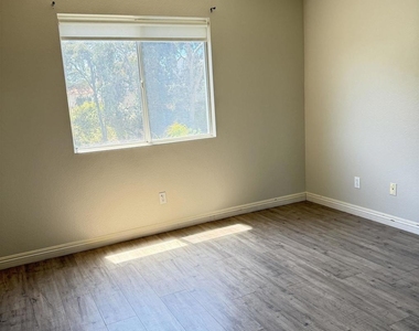 9312 Galvin - Photo Thumbnail 16