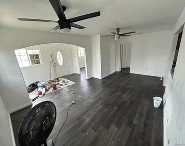 44660 Holtville Avenue - Photo Thumbnail 10