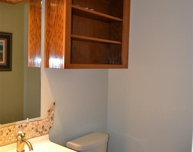 1260 Connecticut St. - Photo Thumbnail 17