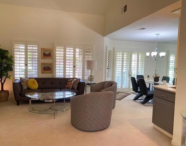 107 Avellino Circle - Photo Thumbnail 26