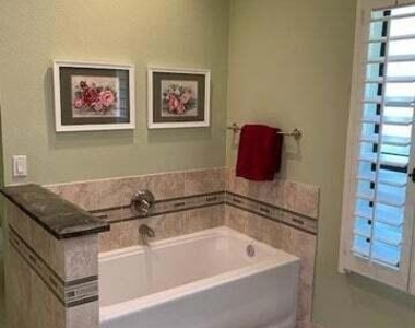107 Avellino Circle - Photo Thumbnail 10