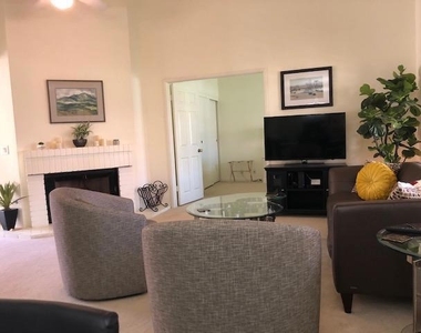 107 Avellino Circle - Photo Thumbnail 16