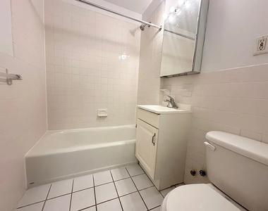225 East 10th Street - Photo Thumbnail 3