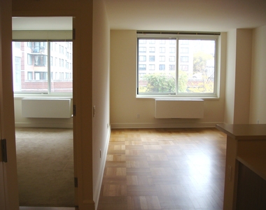 400 West 63rd Street - Photo Thumbnail 1